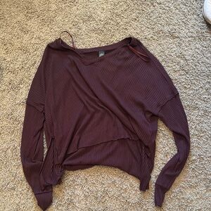 Women's Burgundy Top